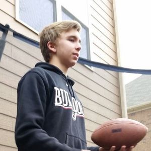 Meet your Posher, Cameron